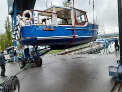 Backdecker