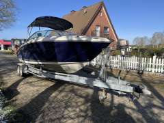Sea Ray 220 SSE