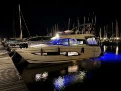 Prestige Yachts 420 Fly