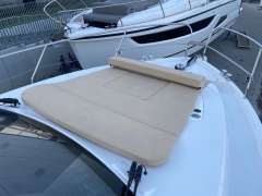 Sealine C330