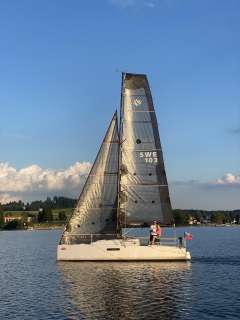 Beneteau FIRST 27 SE & SEASCAPE 27