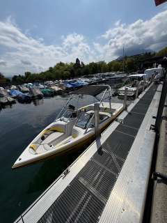Moomba Outback V Sport boat