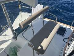 Lagoon 400 S2 Hybrid