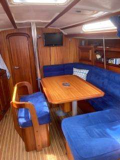 Dufour 38 Classic