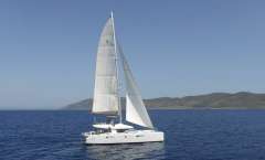 Lagoon 52
