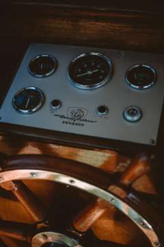 Cammenga Zeitlose Motoryacht von 1949