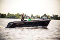 Topcraft 565 tender Snipa