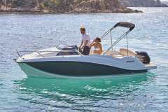 Quicksilver 555 Cabin + Mercury F80 Cabin Cruiser