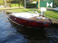 Boesch 680 Costa Brava de Luxe Motorboot-Klassiker
