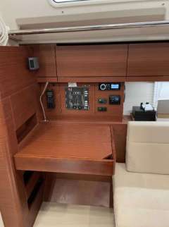 Hanse 418