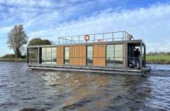 La Mare Modern 15 Houseboat Hausbot