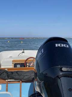 Boston Whaler 17 super sport