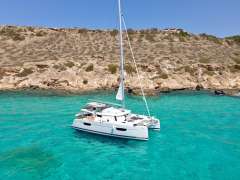 Fountaine Pajot Astrea 42
