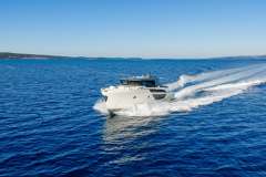 BLUEGAME BGX60 Motorinė jachta