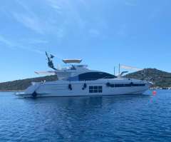 Azimut S7 Yate a motor