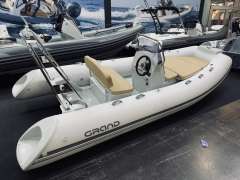 Grand Silver Line S470 Bateau semi-rigide