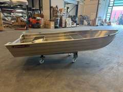Kerman V120 visboot met 6pk tohatsu acti