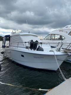 Beneteau Antares 760