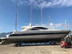 Pershing 76