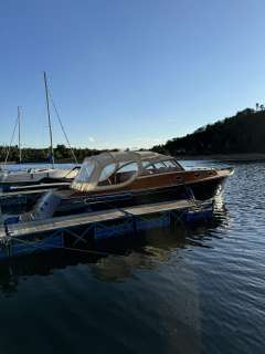 Wolstenholme Cruiser 38