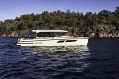 Quarken 35 Cabin Motoryacht