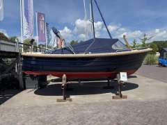 Crescent Allure 21