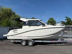 Quicksilver Activ 705 Weekend Cabincruiser