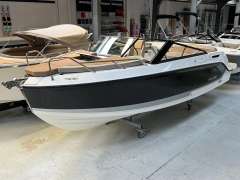Quicksilver 675 Cruiser