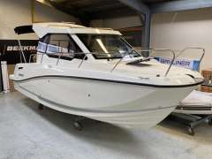 Quicksilver 675 Weekend