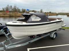 Topcraft 605 Tender