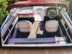 Four Winns Four Winns