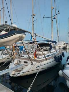 Bavaria 42 Ocean Center Cockpit