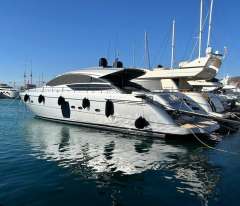 Pershing 64