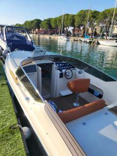 Tony Giugliano Amalfi 27