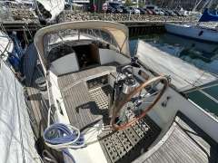 Helmsman Opus 35