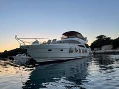 Princess 61