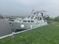 Pedro-Boat 30