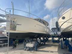 Greenline 33 Hybrid