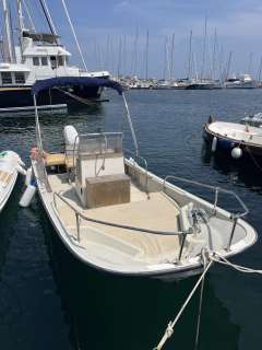 Boston Whaler Outrage 19