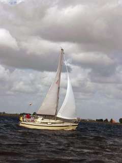 Friendship Yacht Company 28