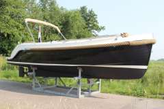 Interboat DE Intender 640