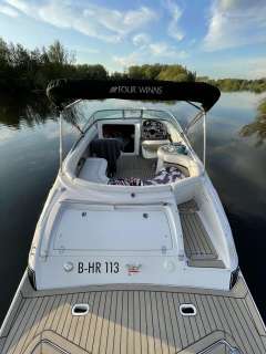 Four Winns 215 Sundowner
