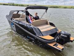 Aqua 24 T6 Tender