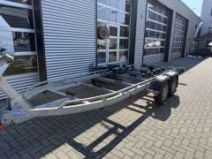 Valcke 2-asser geremd Biasse