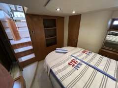 Broom 370