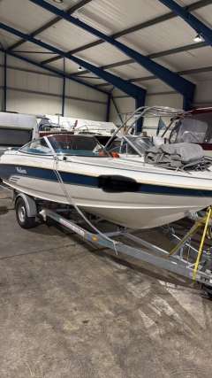 Larson 190 Sport Boat