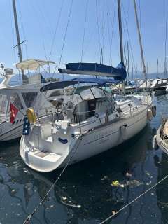 Beneteau Océanis Clipper 331 Sailing Yacht