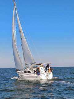 Marine Projects Moody Eclipse 33