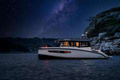 Navan C 30 inkl. 300 PS Sport boat