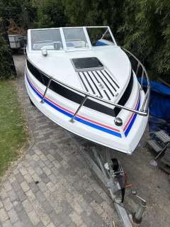 Renken cuddy cabin 2000 Renken cuddy cabin 2000